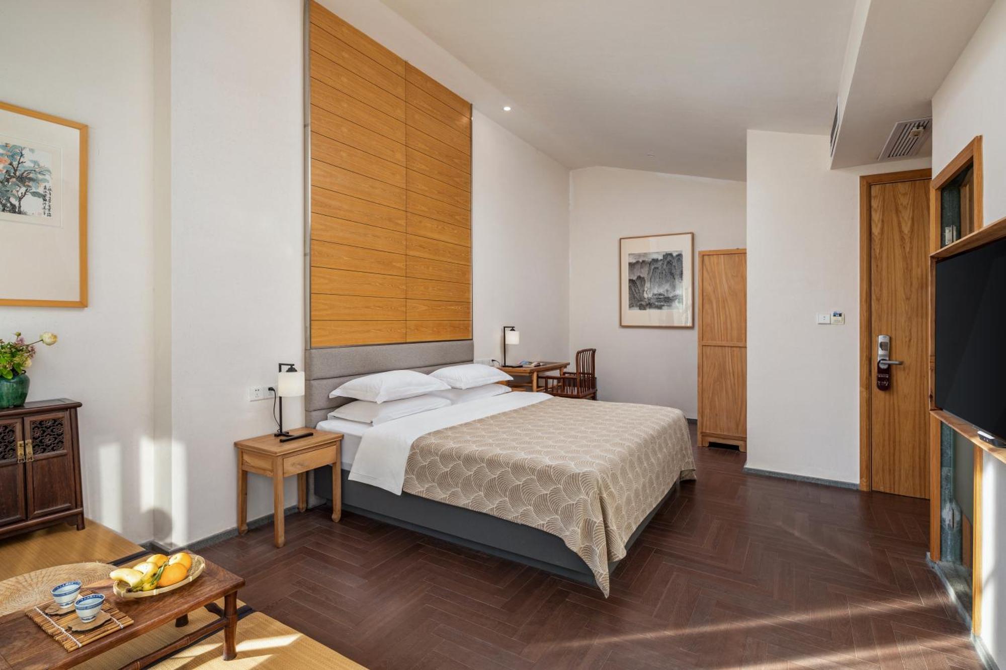 Guilin Heshe Lakeside Resort-Free Pick Up Service Stay Two Nights Bagian luar foto