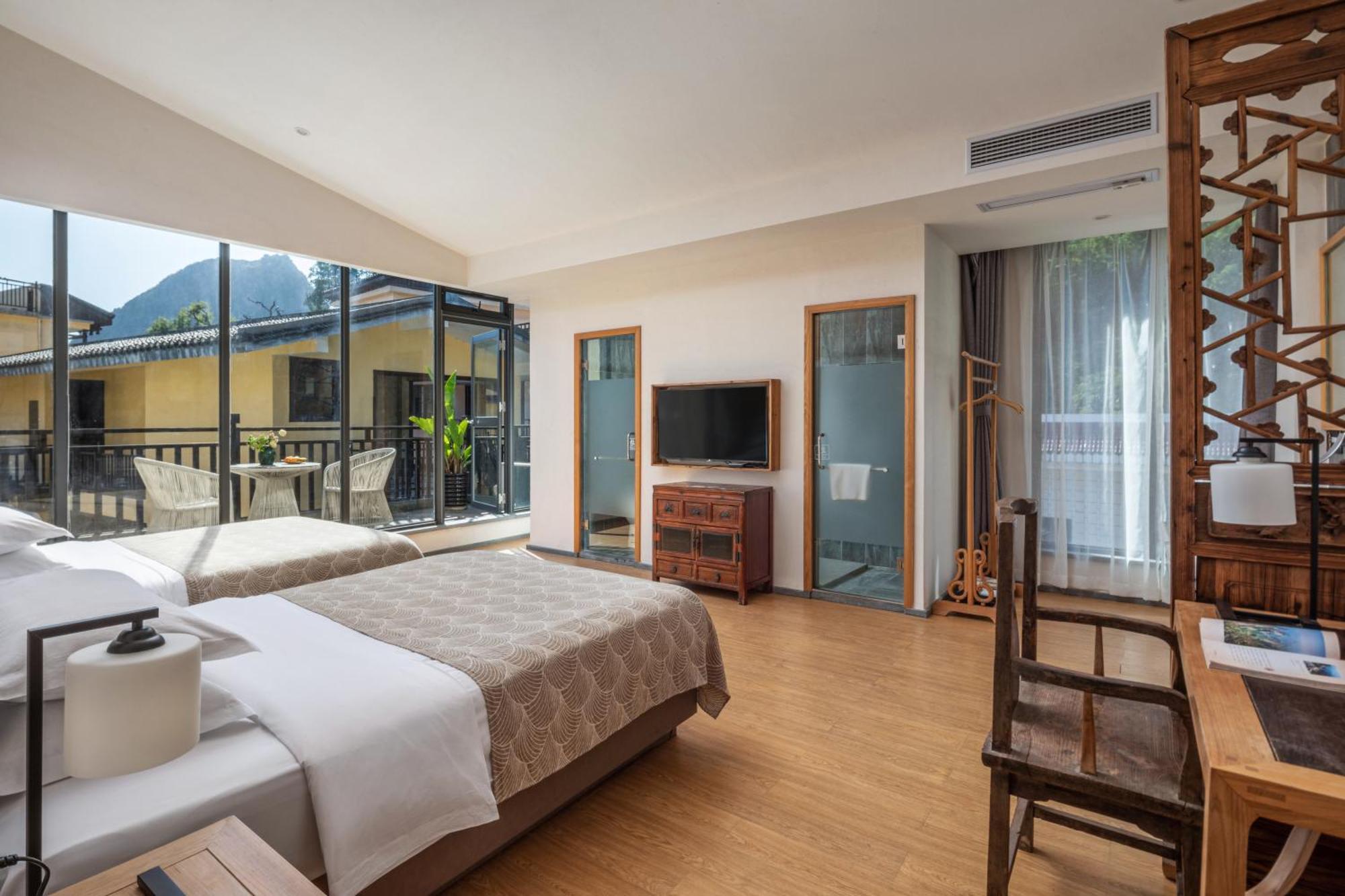 Guilin Heshe Lakeside Resort-Free Pick Up Service Stay Two Nights Bagian luar foto