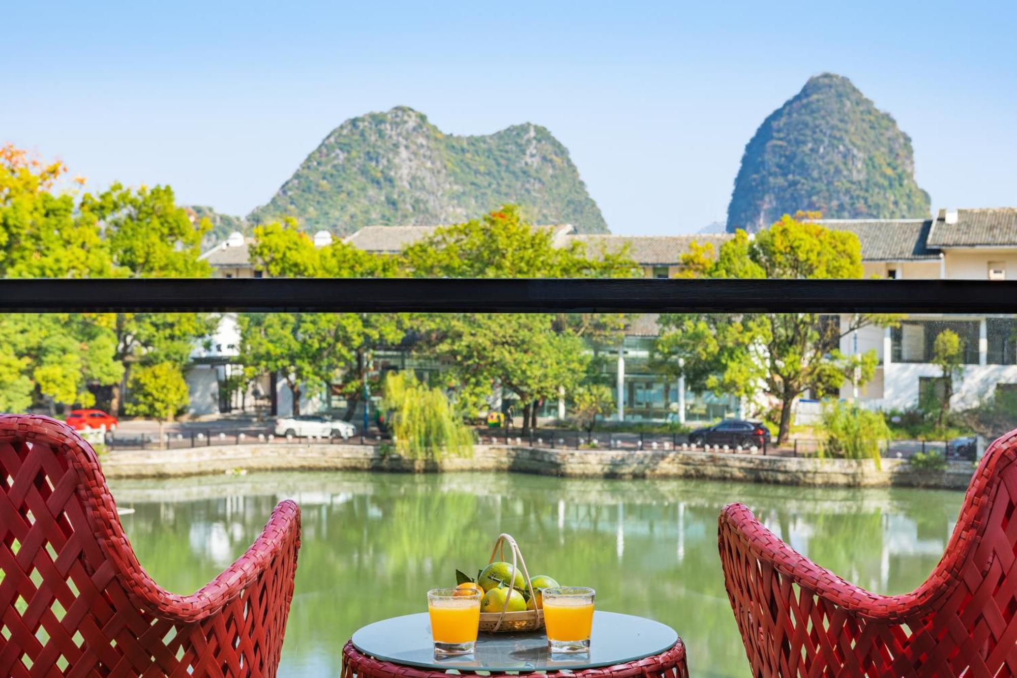 Guilin Heshe Lakeside Resort-Free Pick Up Service Stay Two Nights Bagian luar foto