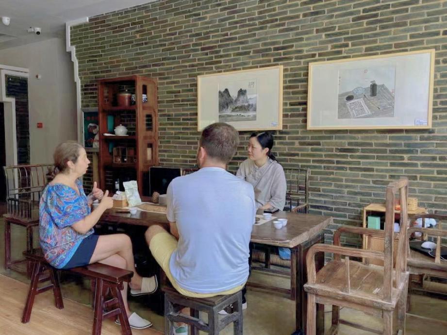 Guilin Heshe Lakeside Resort-Free Pick Up Service Stay Two Nights Bagian luar foto