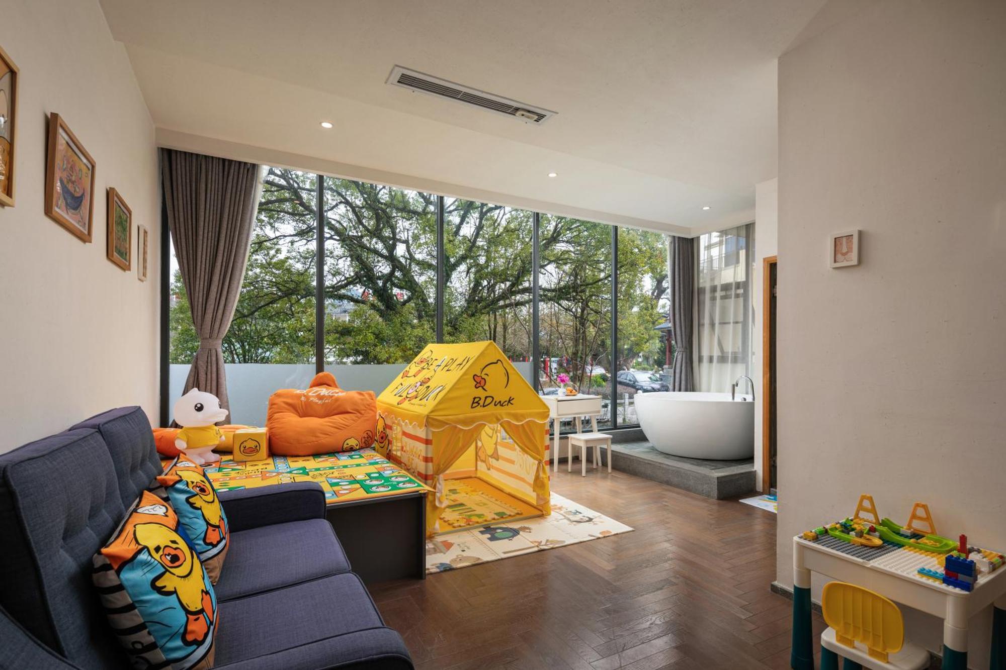 Guilin Heshe Lakeside Resort-Free Pick Up Service Stay Two Nights Bagian luar foto